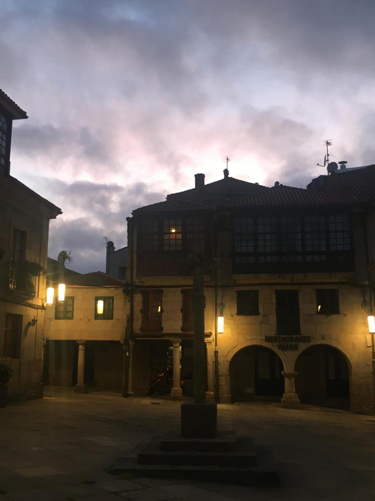 Casa Emblematica Rosarillo Plaza De La Lena Apartment Pontevedra Exterior photo